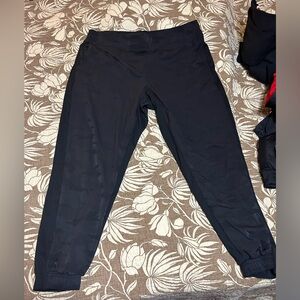 Athleta Women’s Lined Camo Joggers